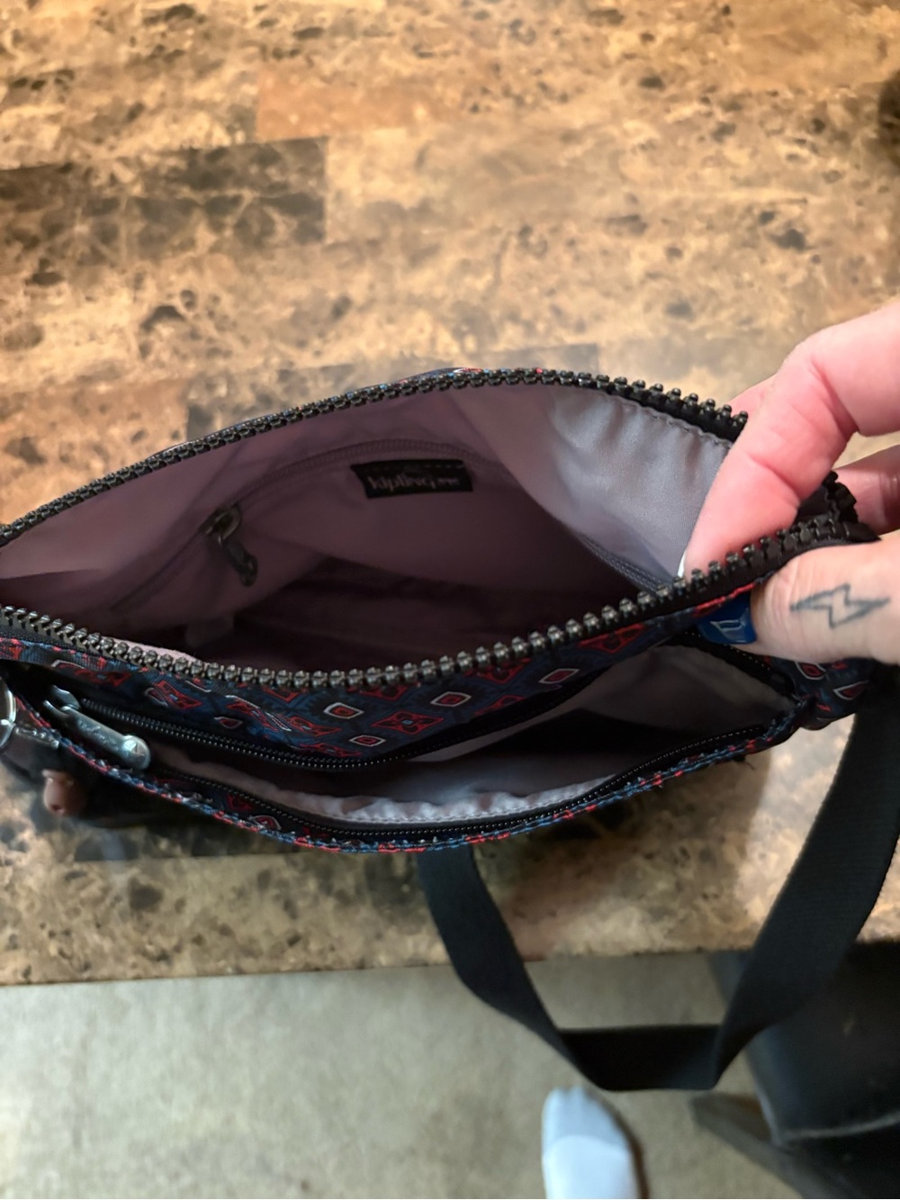 Kipling purse - Picture 4 of 5